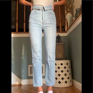 Ultra High Rise Mom Jean